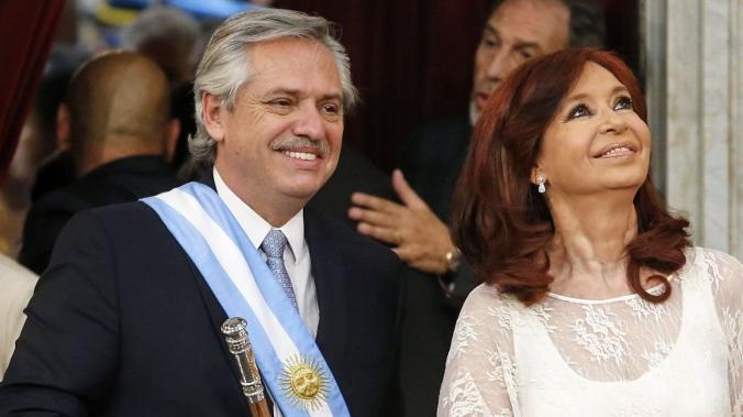 Президент Аргентины Фернандес вакцинировался «Спутник V», но все равно заболел