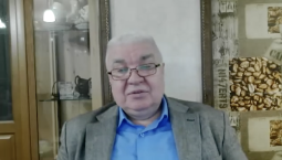 Самойлов рассказал, кто покрывает Зеленского  