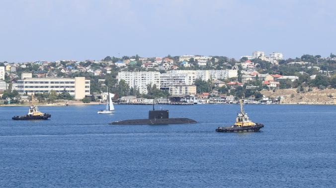 Американская атомная подлодка обнаружена в территориальных водах РФ