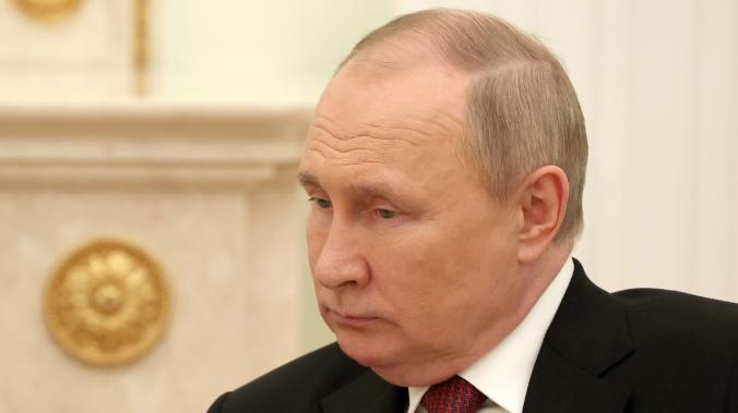 Владимир Путин обвинил Запад в происходящем на Украине