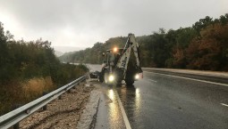 Непогода в Севастополе нарушила работу транспорта 