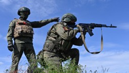 Морпехи Северного флота прошли огневую подготовку в Мурманской области