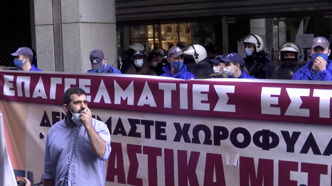 В Греции владельцы ресторанов вышли на забастовку 