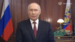 Путин поздравил россиян с Днём защитника Отечества