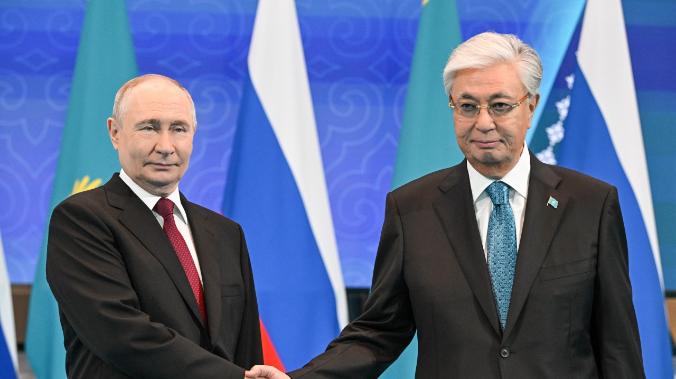 Путин и Токаев подписали документы о дружбе народов