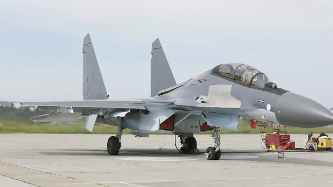 Ростех передал армии истребители Су-30СМ2 и Су-34