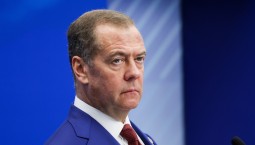 Медведев: развитию России не помешает ни один враг