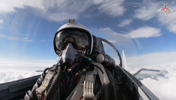 Су-27 прогнали три британских самолёта-шпиона