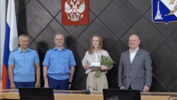 В Севастополе детям-сиротам вручили ключи от квартир