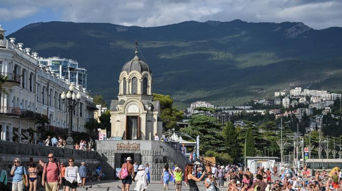 Почти 7 млн туристов принял Крым в 2025 году