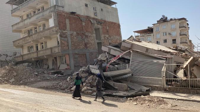 Землетрясения в Турции: более 49 000 человек погибли