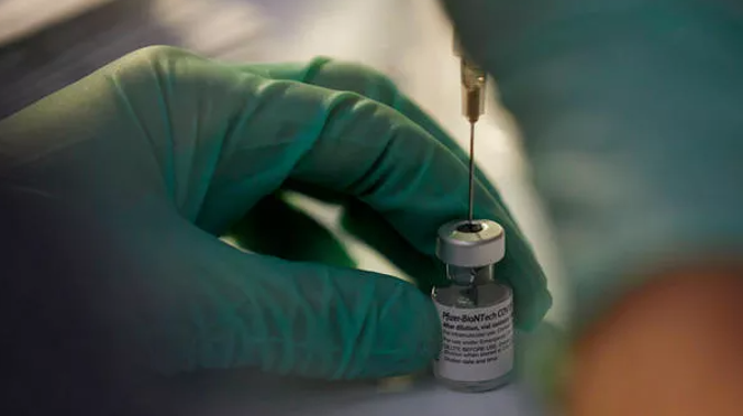 Немецкие пенсионеры по ошибке получили пятикратную дозу вакцины