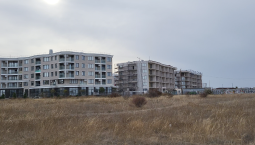 ДИЗО продолжает борьбу за участок у парка Победы