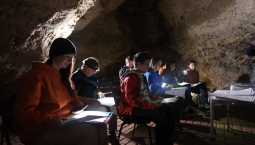 В пещере «Таврида» провели географический диктант
