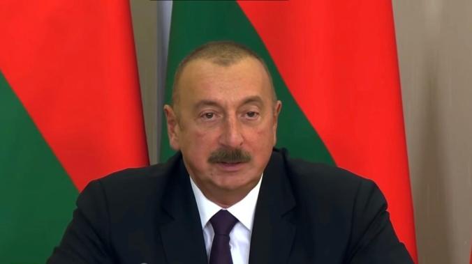  Глава МИД Турции вылетел на встречу в столицу Азербайджана