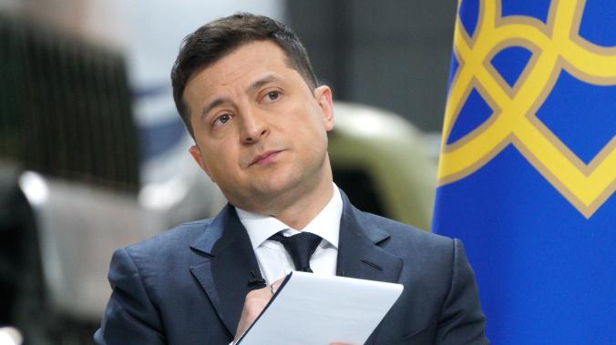 Зеленский заявил о планах провести референдум по урегулированию в Донбассе