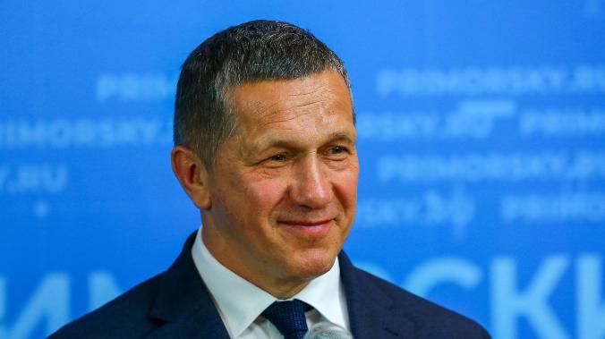 Трутнев предложил бороться с низкими зарплатами повышением налогов