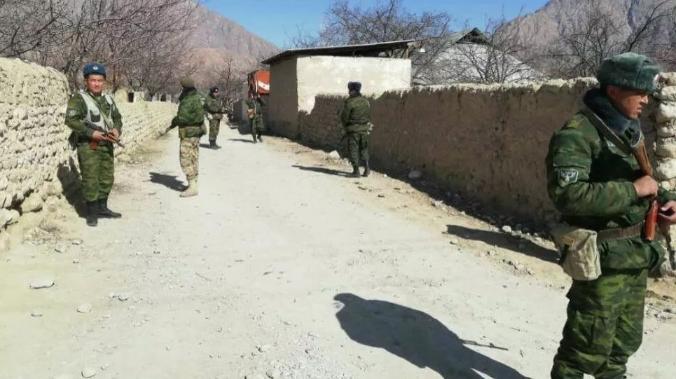 На границе Киргизии и Таджикистана произошла перестрелка между пограничниками