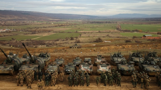 Боевая группа НАТО в Болгарии провела масштабные учения