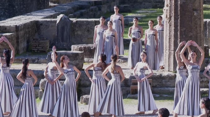 Древняя Олимпия готовится к церемонии открытия Олимпийских игр