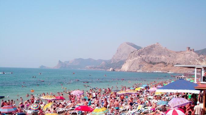 В бархатный сезон выросли цены на аренду жилья в Крыму и Краснодарском крае 