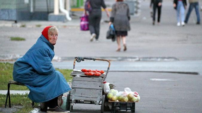 Количество бедных в России вырастет на миллион из-за COVID-19