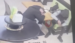 У уснувшего на заправке севастопольца украли телефон