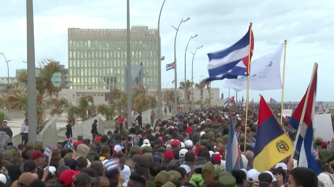 На Кубе прошёл марш в память о 32 военных, погибших в Венесуэле после нападения США