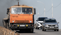 Производителям автотехники отсрочили утильсбор