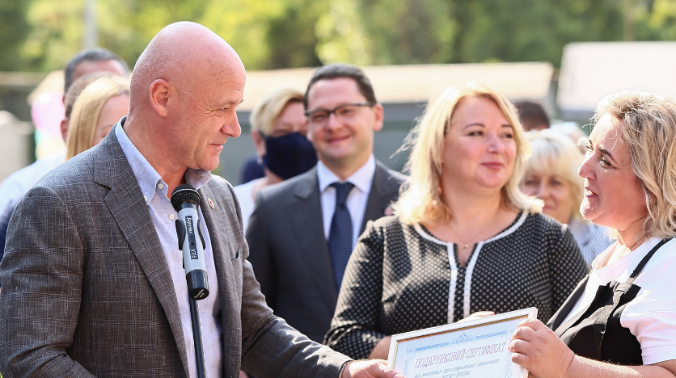 В Одессе проспекту Небесной сотни вернули имя Жукова