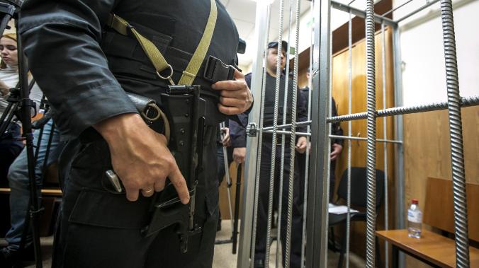 В новосибирском суде застрелили обвиняемого при попытке побега