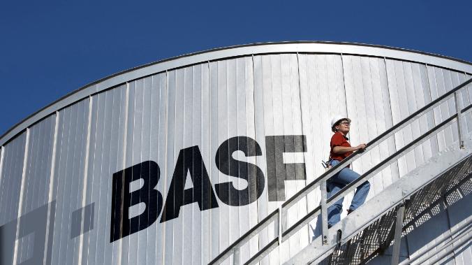 WSJ: крупнейший в мире химический концерн BASF оказался под угрозой закрытия