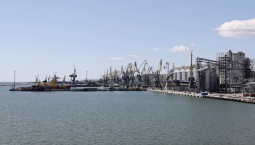 Порты Мариуполя и Бердянска открыли для иностранных судов