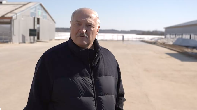 Лукашенко пригрозил Украине и НАТО «Орешником»