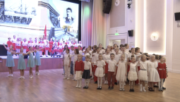 Дети исполнили гимн Севастополя в честь его юбилея