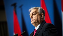 Кремль: Орбан — прагматик, защищающий Венгрию