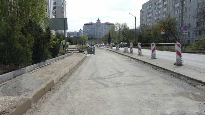 Перекрёсток улиц Фадеева и Парковой готов на 65%