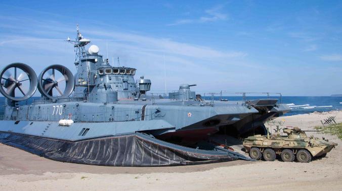 ВМФ России получит новые десантные корабли на воздушной подушке 