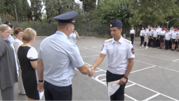 В школе №6 отметили самых читающих кадет МВД