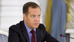Медведев: о безъядерном статусе Балтики придётся забыть