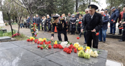 Севастополь помнит погибших моряков-подводников