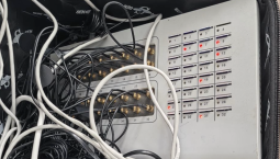 В Крыму ликвидирован узел телефонных мошенников 