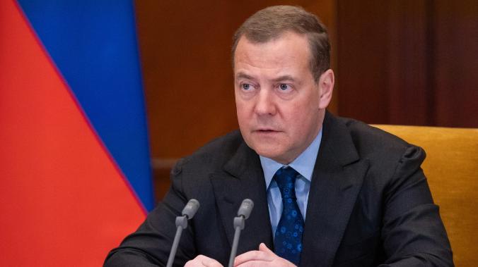 Медведев высказался о попытке переворота в Германии