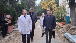 В горбольнице №4 решают вопрос нехватки мест в палатах