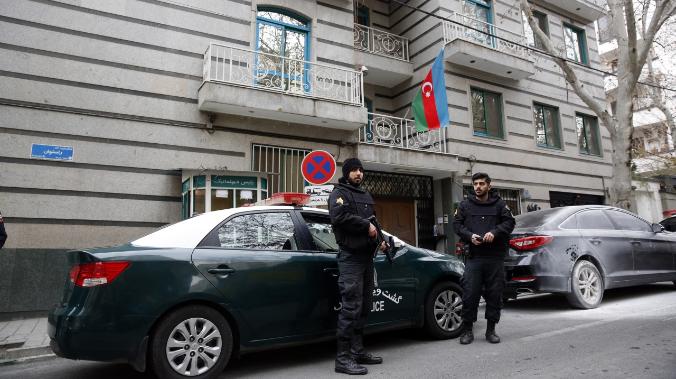 Напавший на посольство Азербайджана в Тегеране объяснил свой поступок проблемами в семье