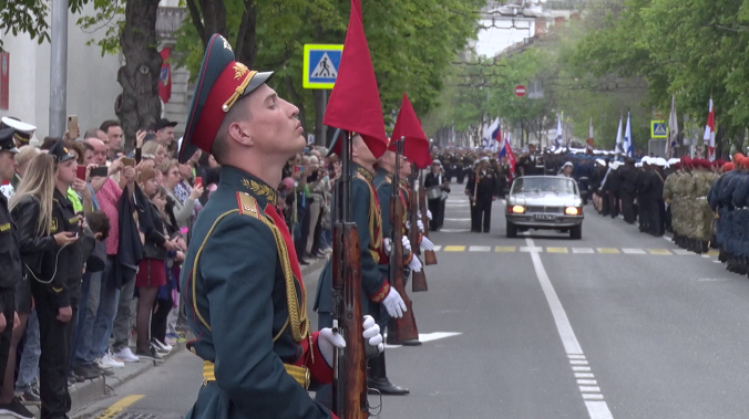В Севастополе прошла первая репетиция Парада Победы