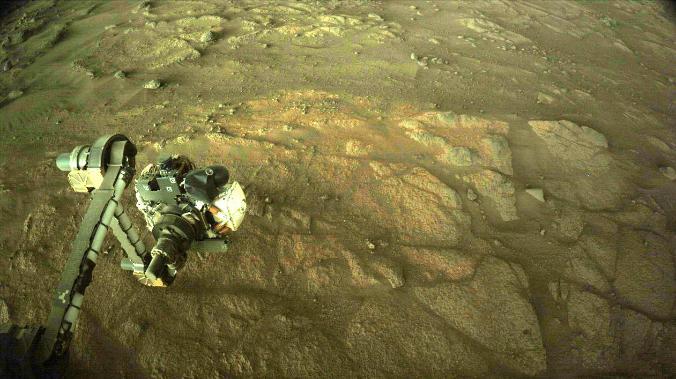 Ученые нашли объяснение безжизненности Марса