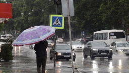 Крым накроют сильные дожди с ветром до 17 м/с