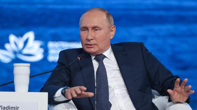 Путин: Боррель мелет языком