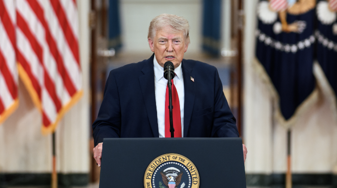 Трамп: США вывезут из Ирана ядерное топливо